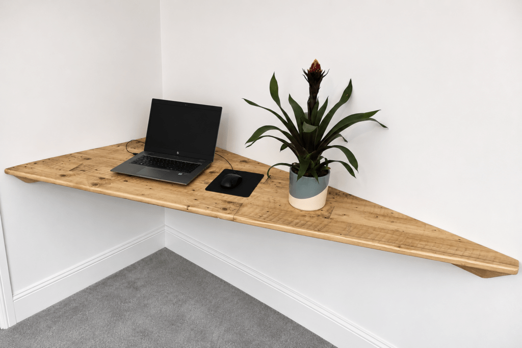 Floating desk made from recycled wood